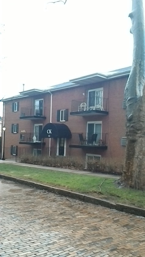 Primary Photo - 112 10th St