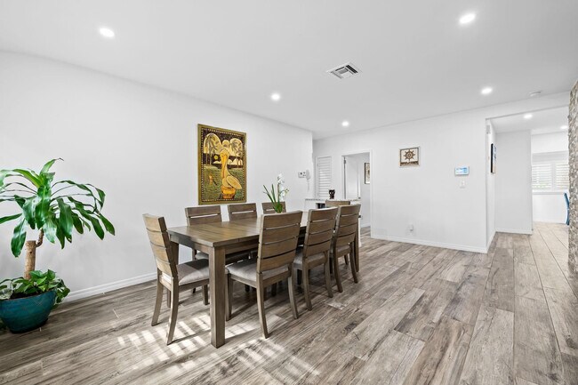 Foto del edificio - 1300 SW 17th St