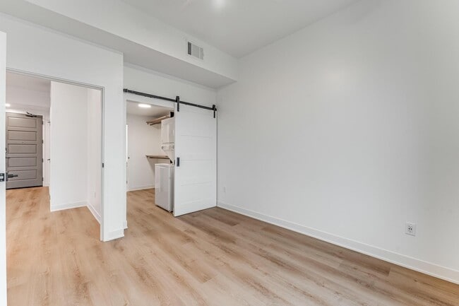 Building Photo - Lumen Luxury Lofts