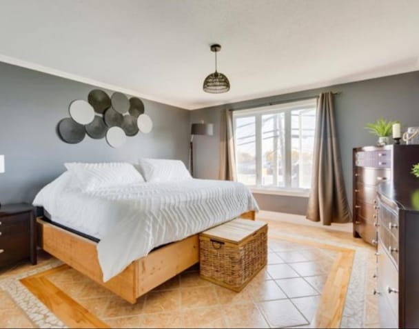 Master Bedroom - 911 Boul Maloney E