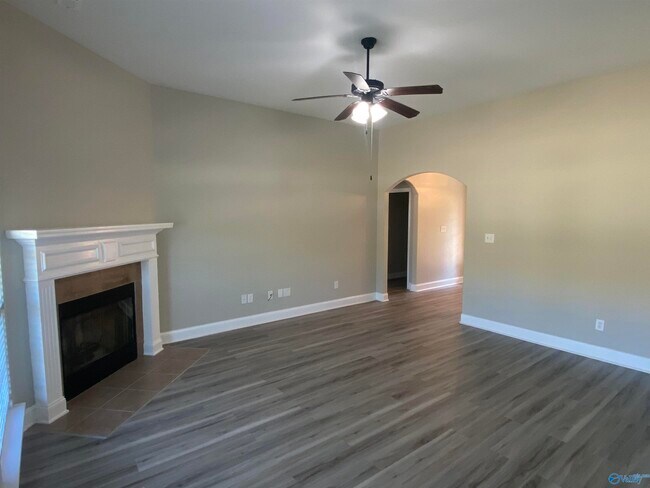 Building Photo - 5046 Old Railroad Bed Rd