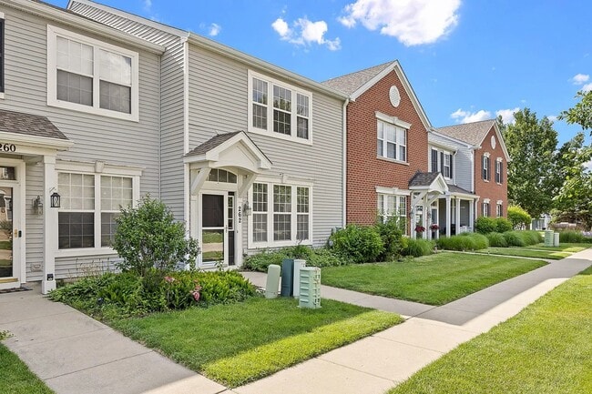 Building Photo - 262 Springbrook Trl S