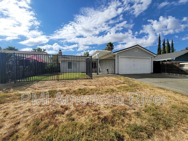 Building Photo - 8053 Ravencrest Way