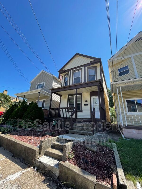 Primary Photo - 177 Frank St