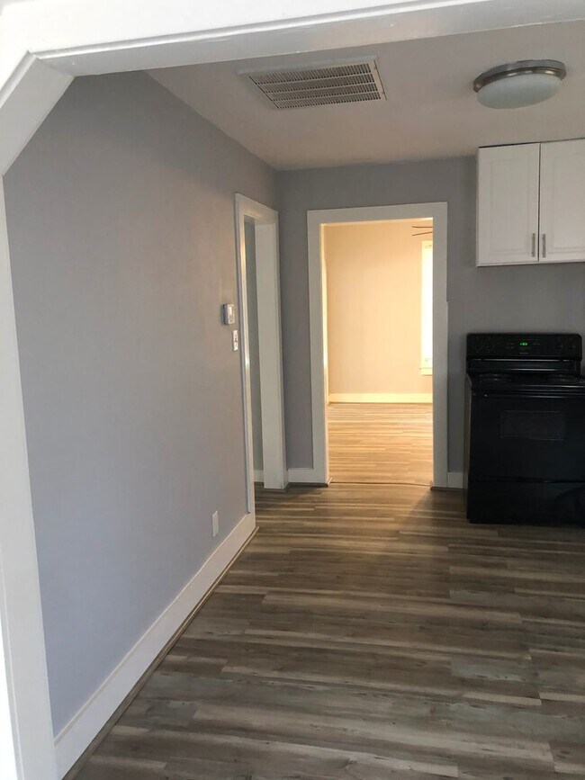 Foto del edificio - Newly renovated home located in the South ...