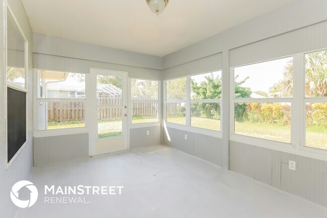 Foto del edificio - 3780 6th Ln