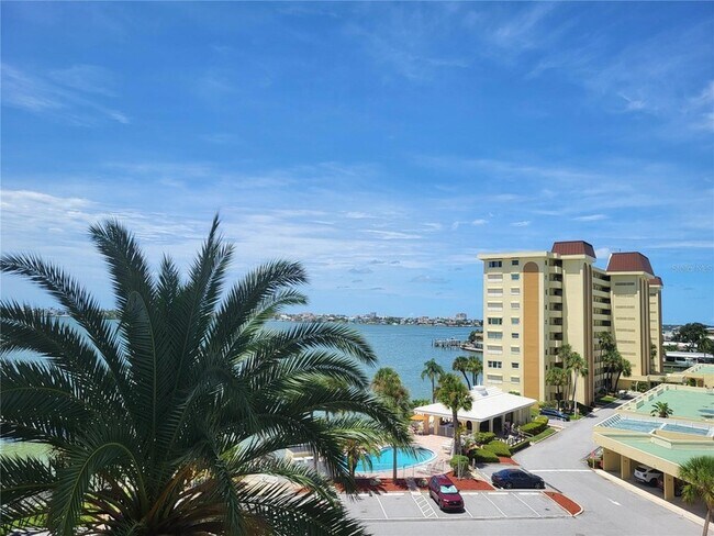 Foto del edificio - 4775 Cove Cir