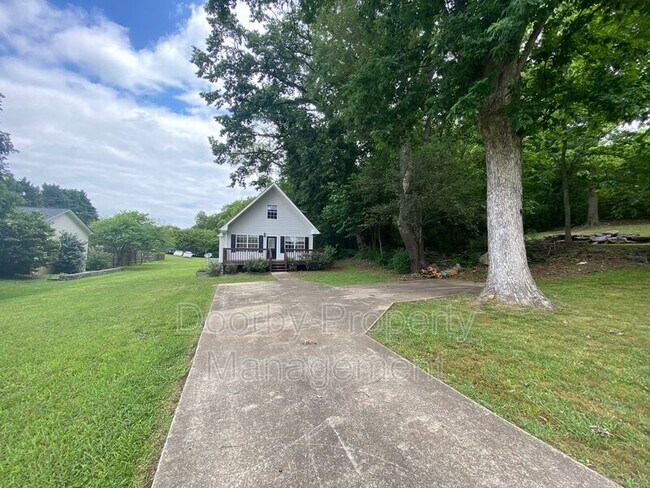 Building Photo - 7643 Monger Ln