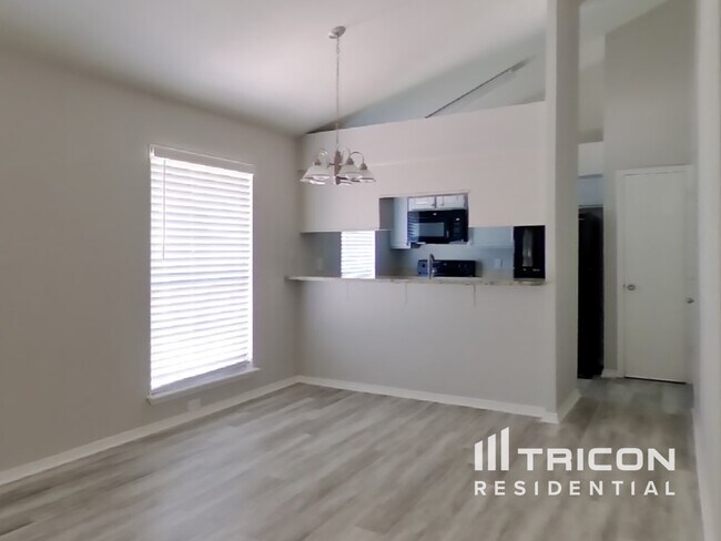 Building Photo - 5126 Casa Oro St