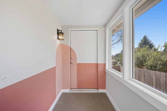 Foto del edificio - 2917 E 14th Ct