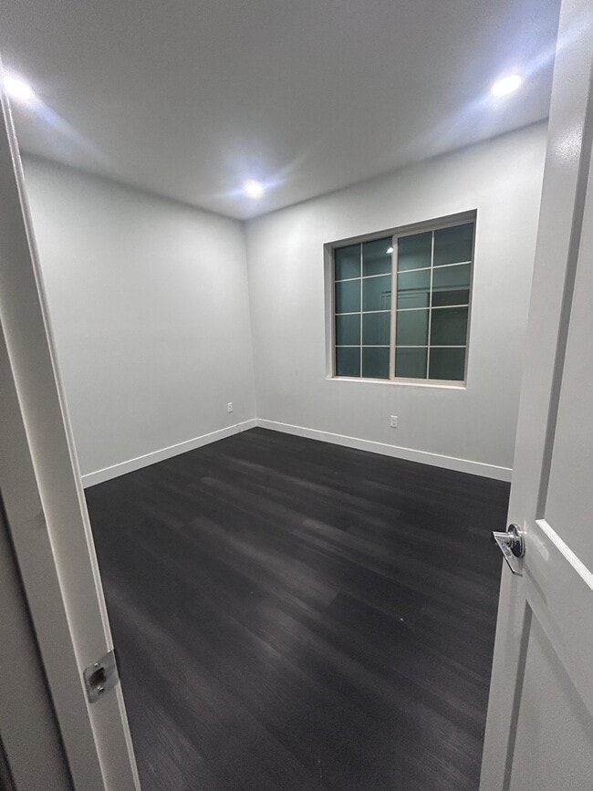 Photo - 4501 S Mendocino Ave House