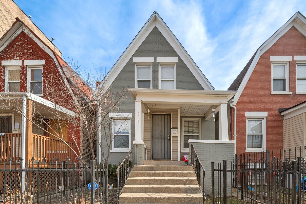 Foto principal - 1223 S Keeler Ave