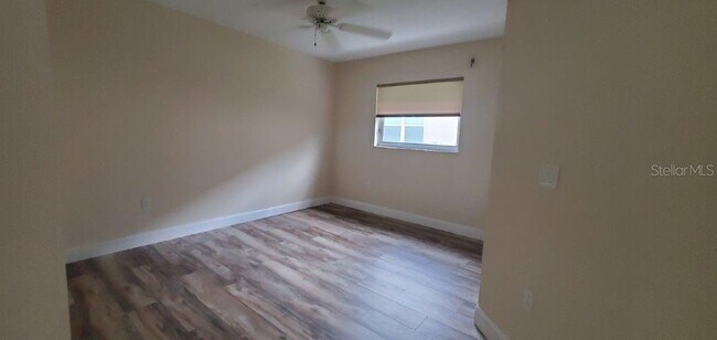 Foto del edificio - 26238 Stillwater Cir