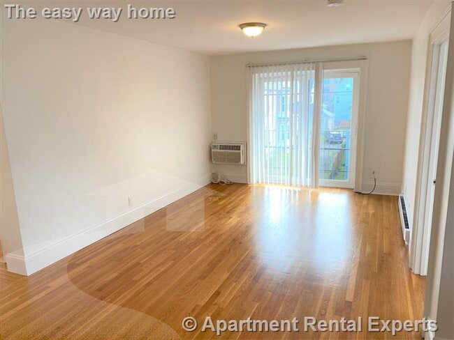 Photo - 134 Summer St Apartment