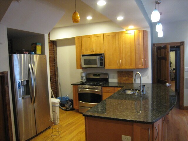 Foto principal - 50 Meacham Rd
