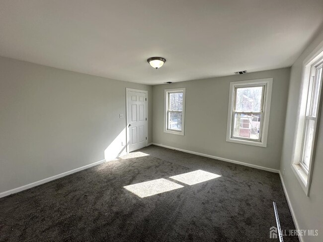 Foto del edificio - 21 Talmage Ave