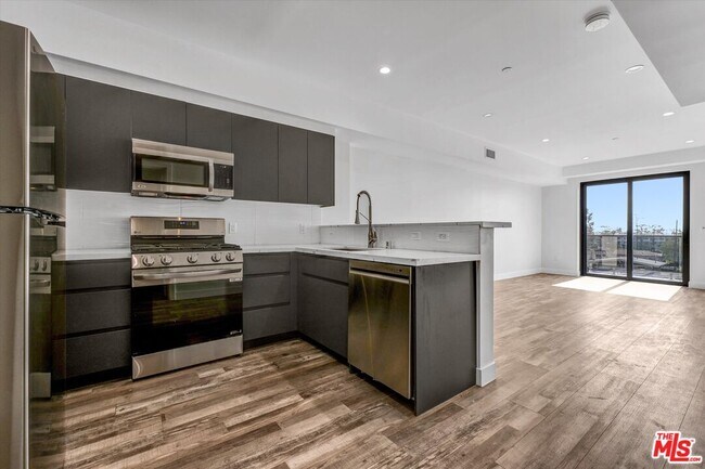 Foto del edificio - 1537 S Wilton Pl