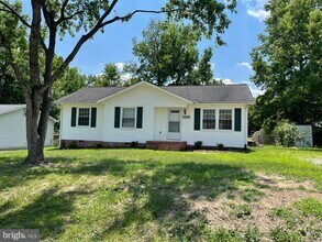 Building Photo - 5516 Bounds St