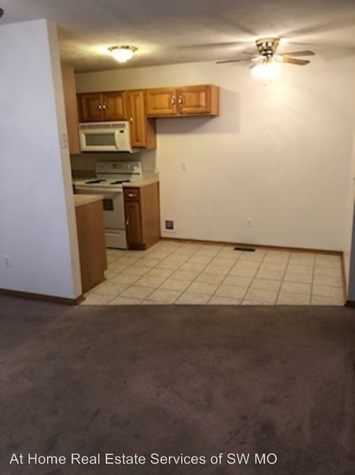 Building Photo - 1641 N Patterson Ave