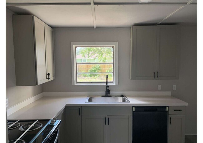 Foto del edificio - 5934 Southtown St