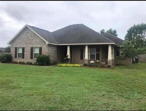 Building Photo - 728 Amador Avenue