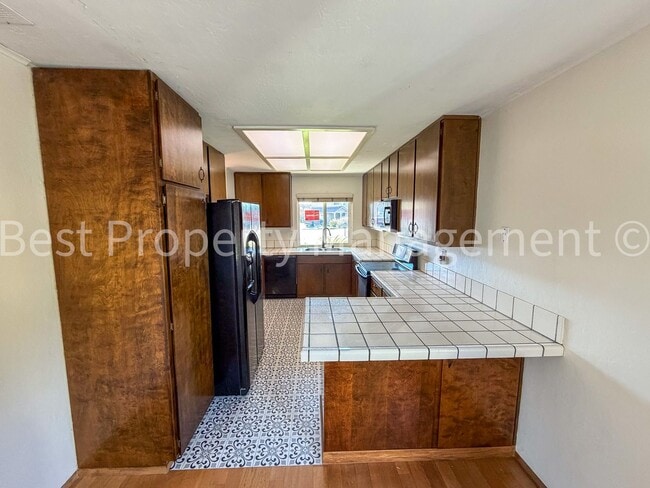 Building Photo - Great Shape Single Family Home near Fremont Bart Station