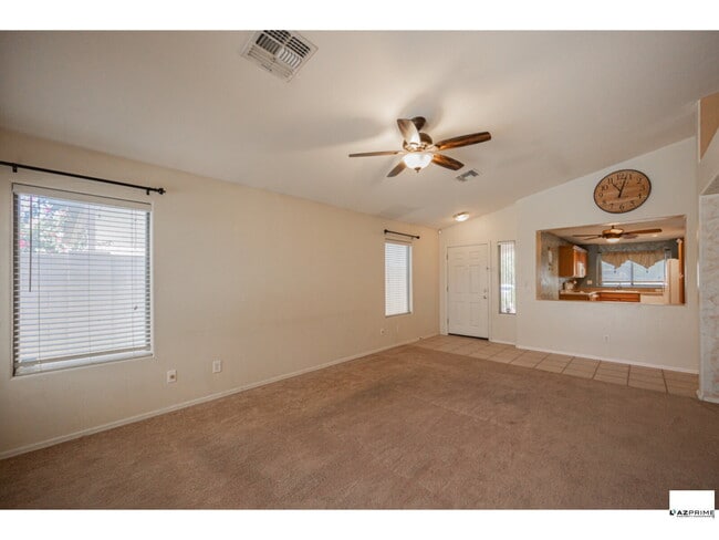 Building Photo - 6715 S 35th Dr