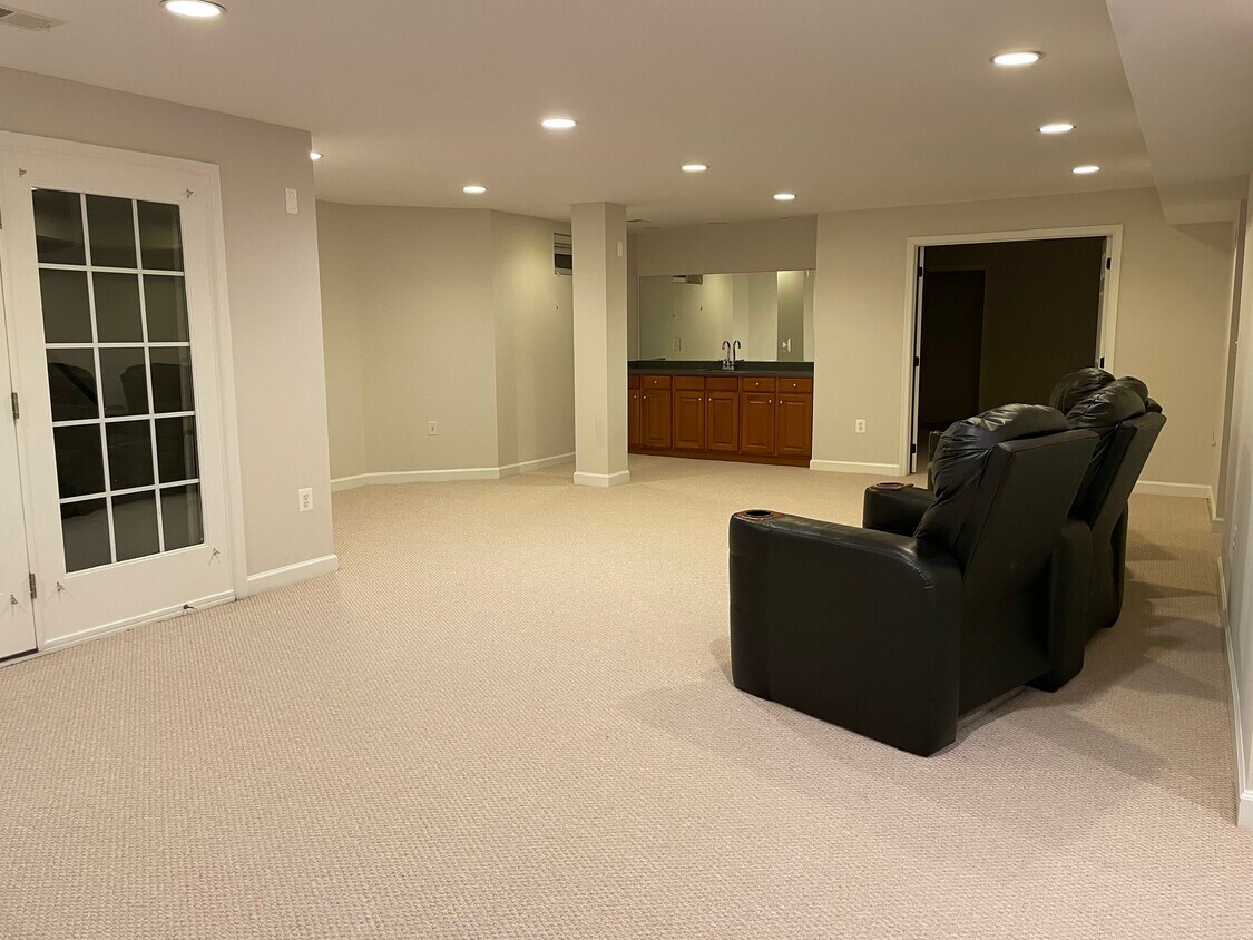 25666 S Village Dr, South Riding, VA 20152 House Rental in South