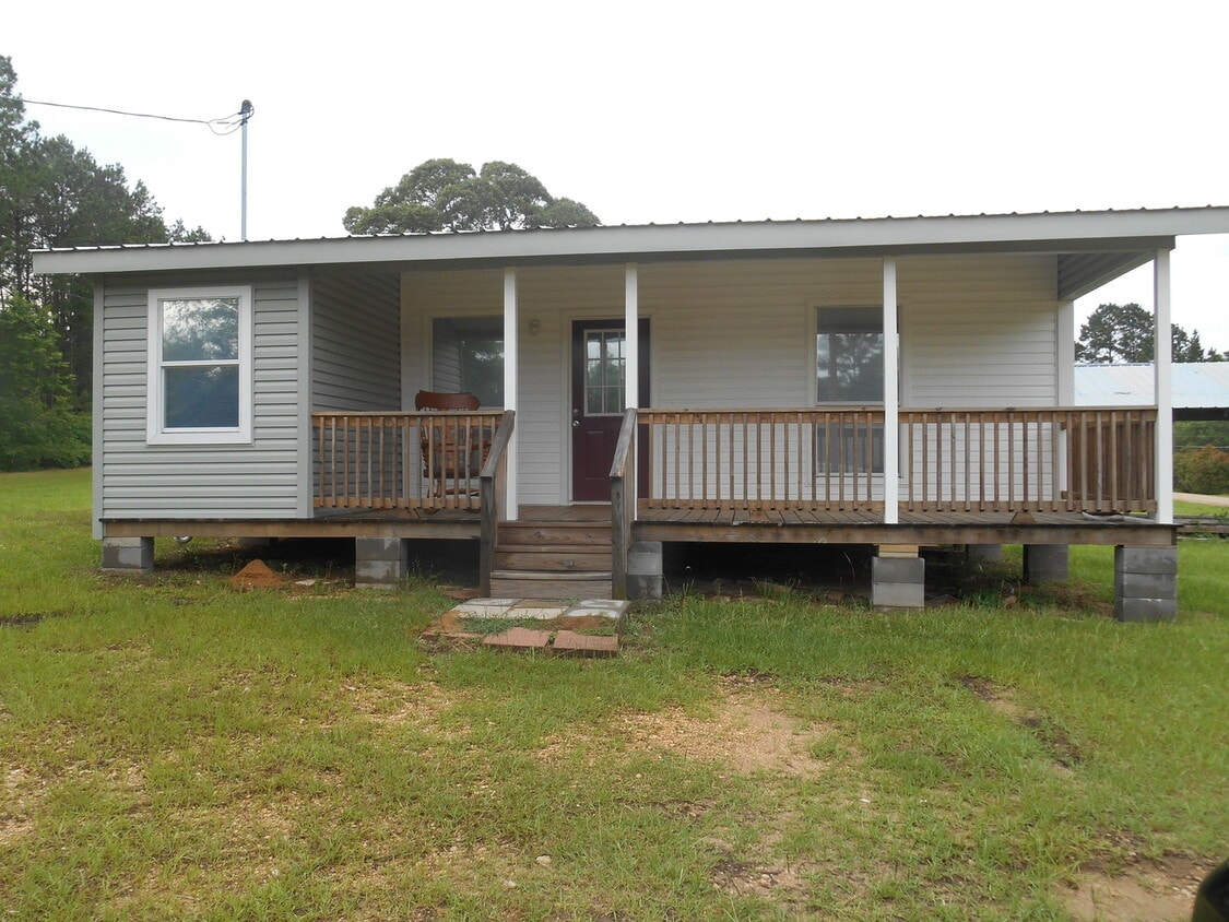 145 Brunson Rd, Dry Prong, LA 71423 House Rental in Dry Prong, LA