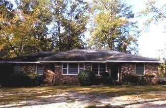Building Photo - 1453-1453 Brentwood Dr