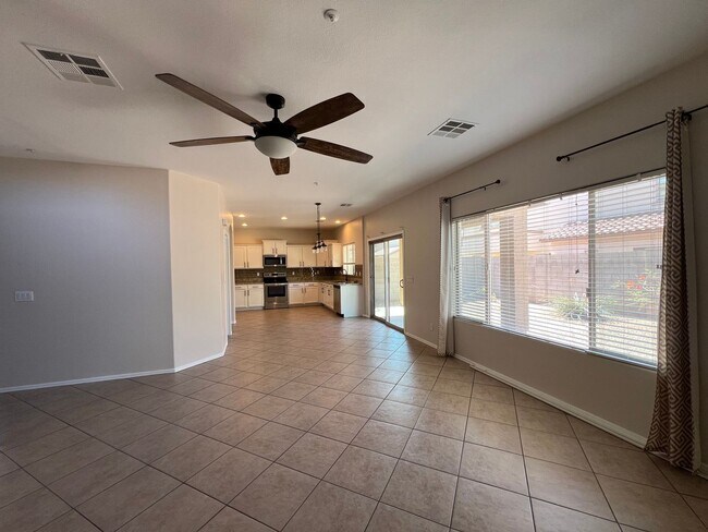 Foto del edificio - Fabulous Gilbert Location near San Tan Mall