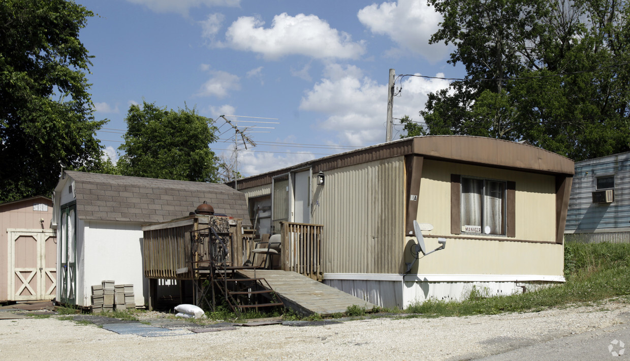 Primary Photo - Sky Trail Mobile Home Park