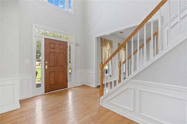 Foto del edificio - 7810 Brookwood Way