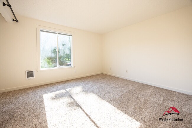 Foto del edificio - 5147 NE Killingsworth St