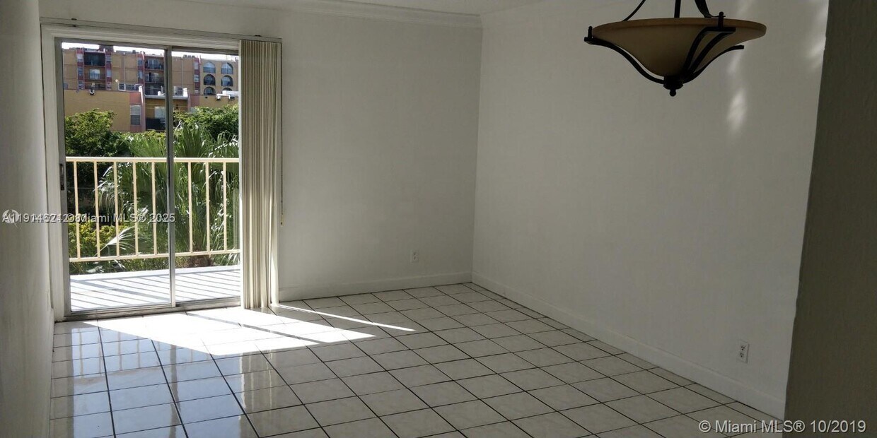 Foto principal - 801 NW 47th Ave