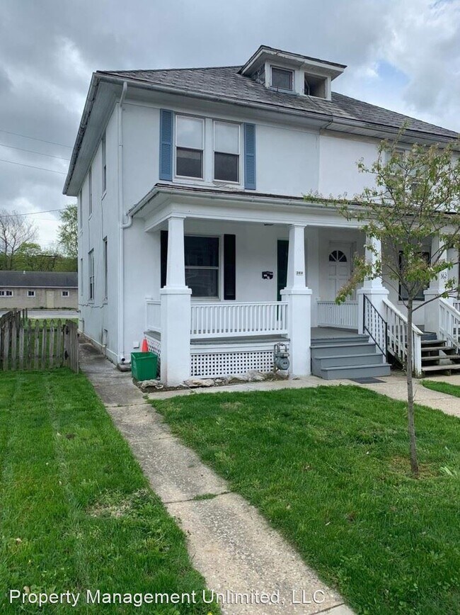Building Photo - 3 br, 1 bath House - 360 W Jackson St