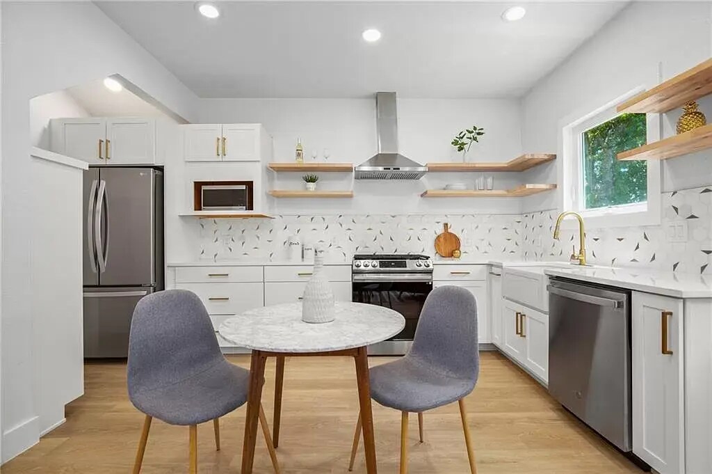 Modern and unique kitchen that has been newly renovated. - 5402 Duval St