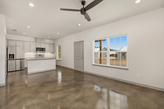 Foto del edificio - 10407 County Rd 2180