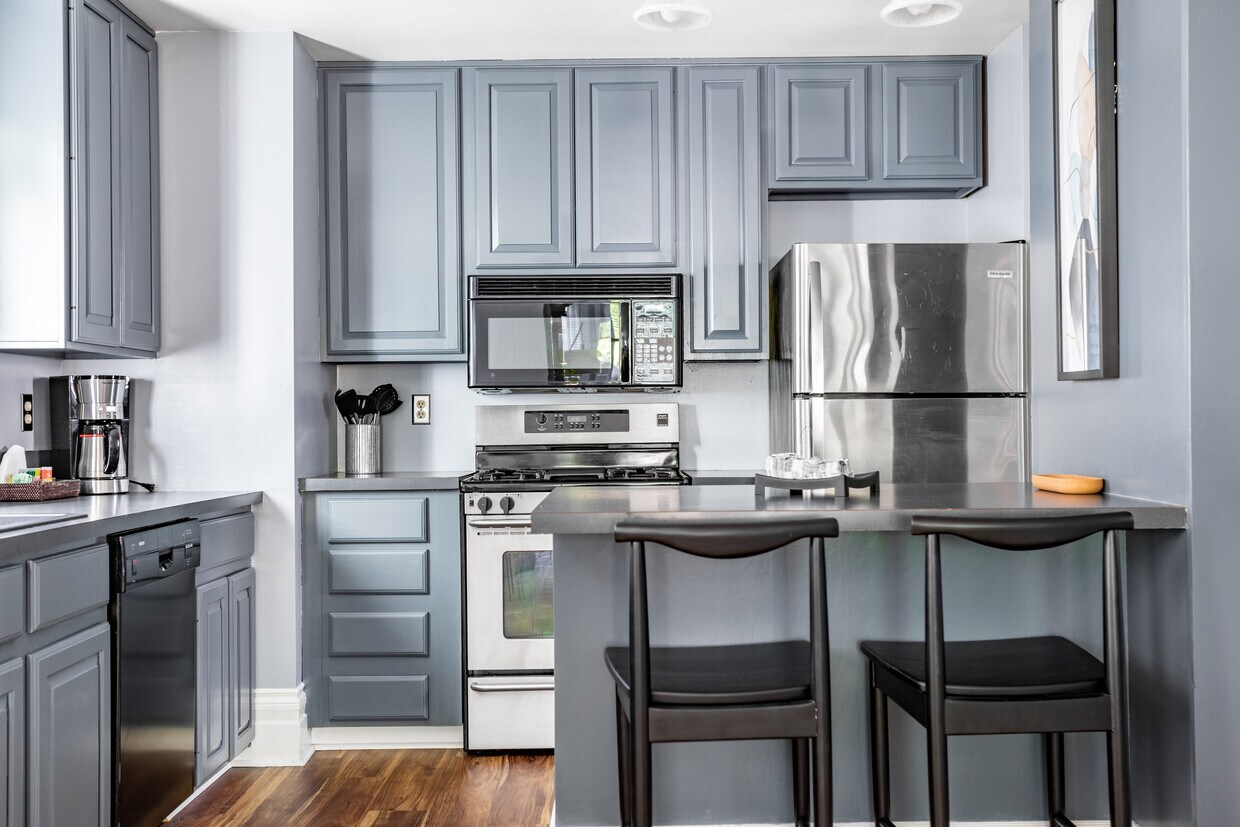 Foto principal - 1629 13th Ave