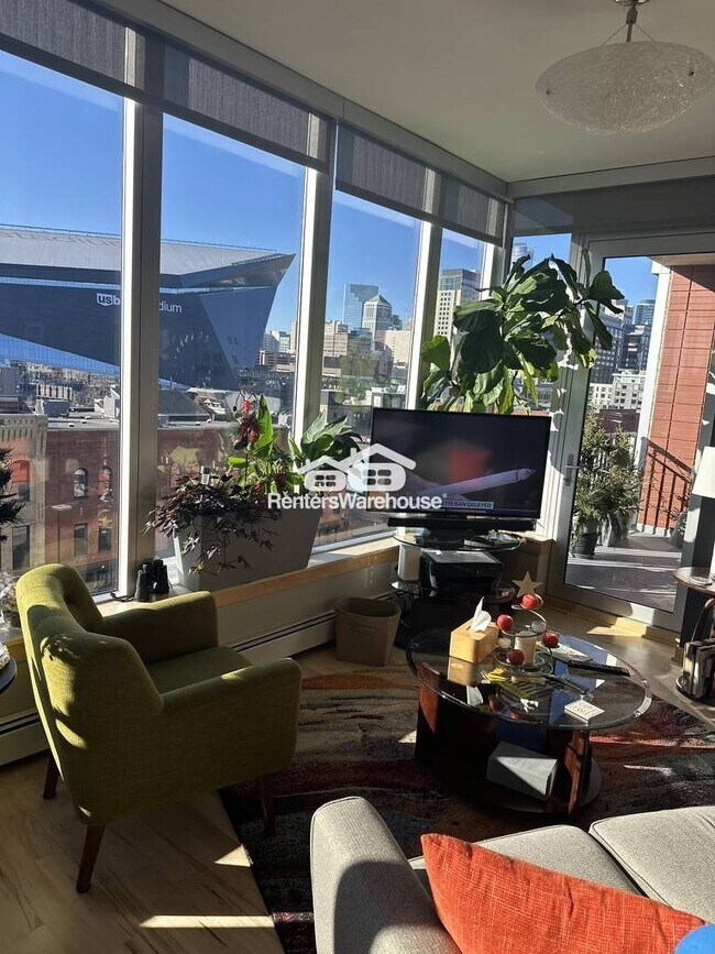 Foto del edificio - 215 10th Ave S