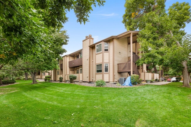 Photo - 1075 S Garrison St Townhome