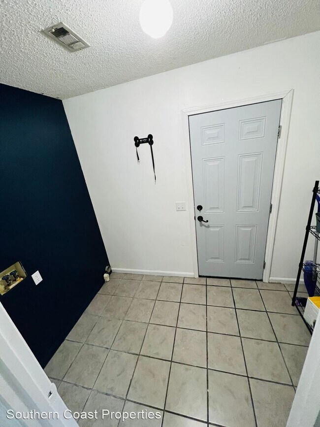 Building Photo - 3 br, 2 bath House - 1104 Tomcat Trail