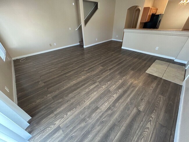Foto del edificio - 3 BEDROOM TOWNHOME IN HENDERSON OLD VEGAS RANCH COMMUNITY!  NO PETS ALLOWED!!!