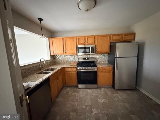 Foto del edificio - 156 Sparrow Rd