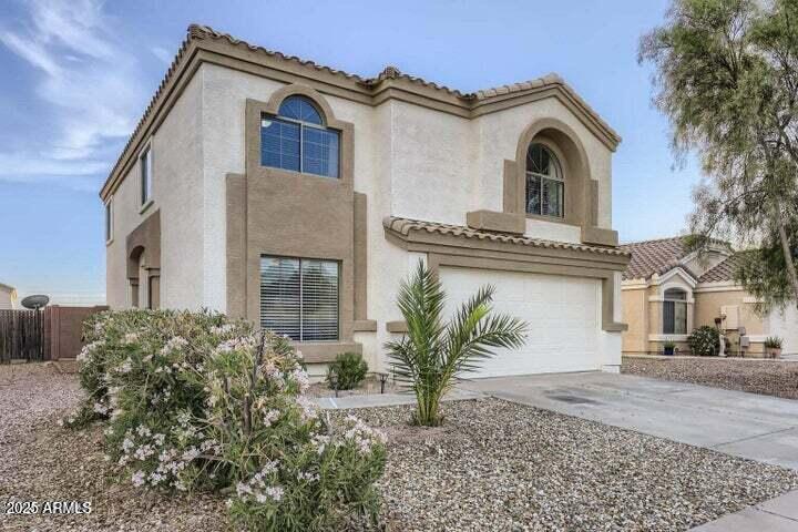 Foto principal - 23773 W Hadley St