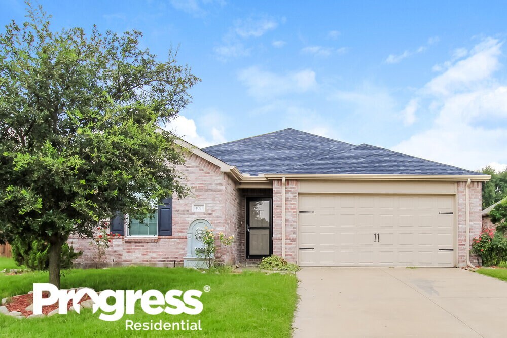 102 Daisy Dr, Rockwall, TX 75087