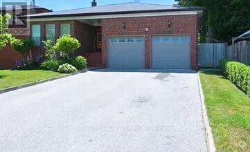 Building Photo - 172 Manse Rd