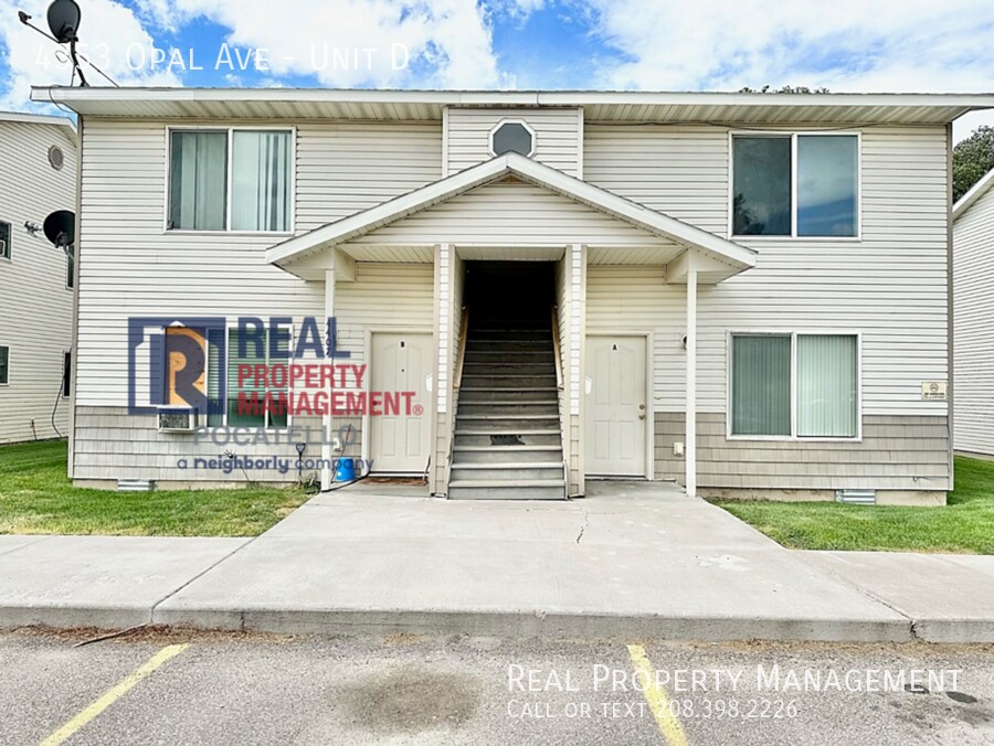 Primary Photo - 2 Bedroom 1 bath Apartment