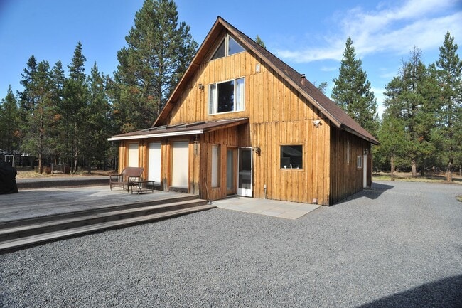 Building Photo - Charming A-Frame Home on 1 Acre