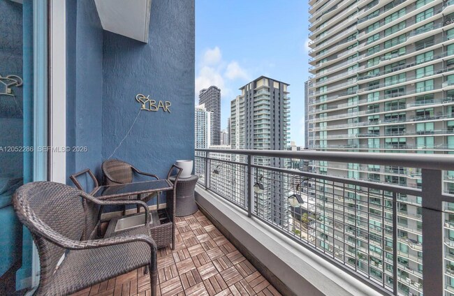 Foto del edificio - 60 SW 13th St